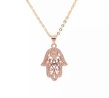 Charger l'image dans la galerie, Collier main de fatma en or rose